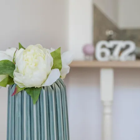 Guestready - Cityscape Coastal Flat * Porto