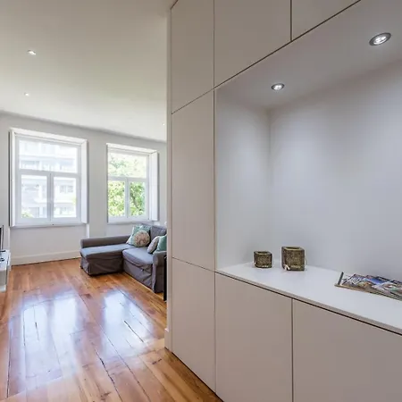 Guestready - Cityscape Coastal Flat Porto
