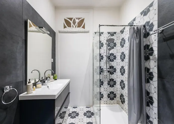 Guestready - Cityscape Coastal Flat Apartment *