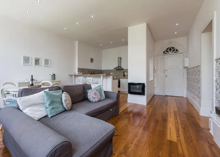 Appartamento Guestready - Cityscape Coastal Flat Oporto